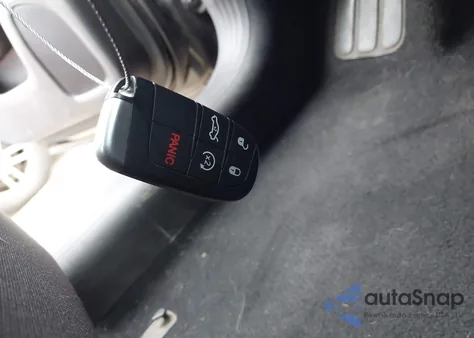 2015 Chrysler 200 Limited из США, поврежденный, VIN 1C3CCCAB0FN759396